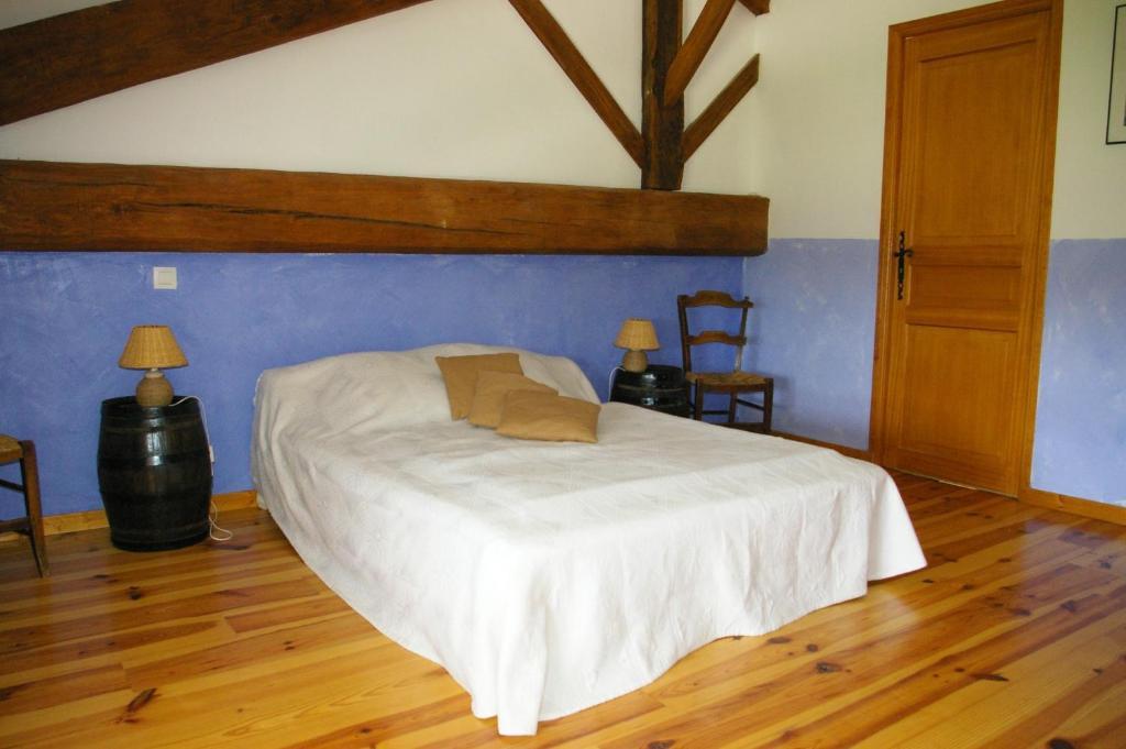 La Ferme De Menoun Bed & Breakfast Thil  Ruang foto